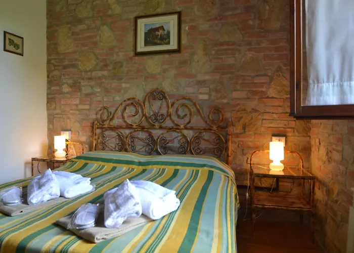 Romola Retreat Tuscan Escape